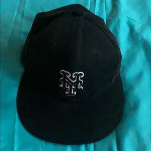 Black New York Mets hat